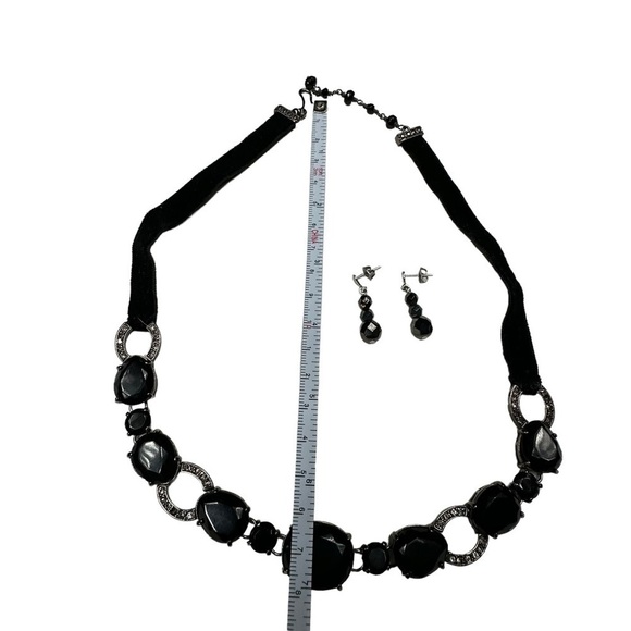 Black Onyx Beaded Crystal Necklace and FREE Earrings - Picture 9 of 10